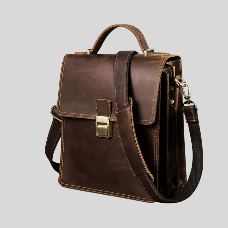 Only in high-quality leather can you find the natural blood tendon markings (17)